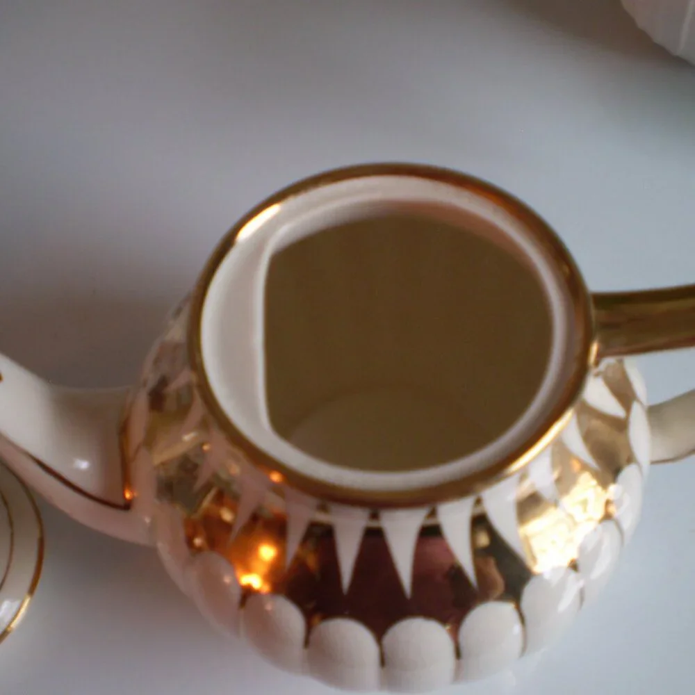 VINTAGE SADLER GOLD/WHITE ENGLISH TEAPOT WITH LABEL #3441 - Picture 3 of 5
